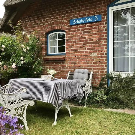 Reetdachkaten In Schuby, Ostsee 別荘