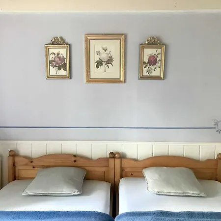 Semesterbostad Reetdachkaten In Schuby, Ostsee Dorphof