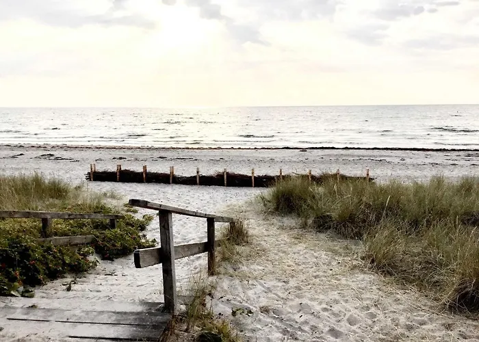 Reetdachkaten In Schuby, Ostsee Dorphof